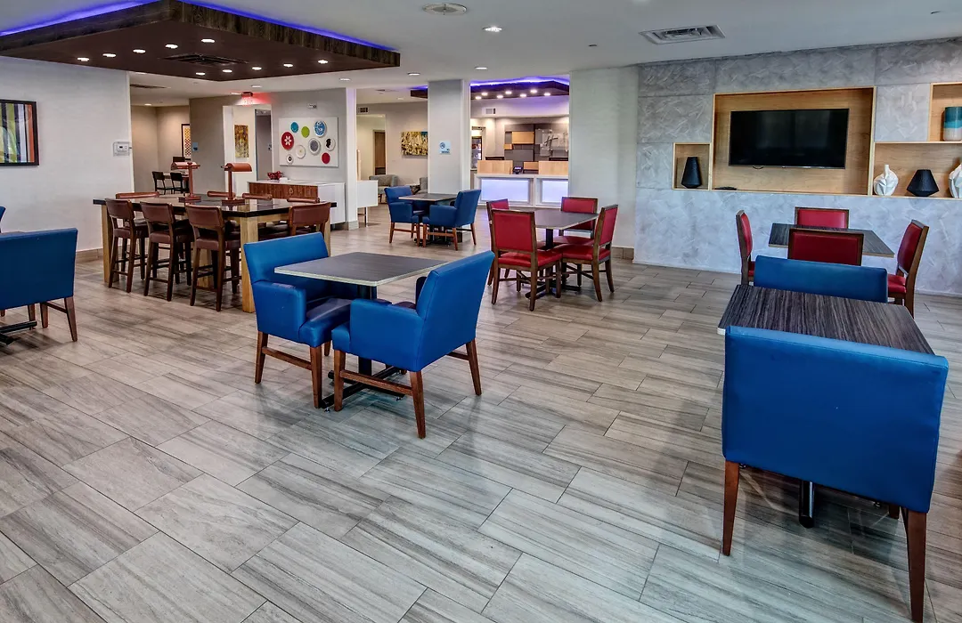 Holiday Inn Express Hotel & Suites Memphis Southwind By Ihg-1