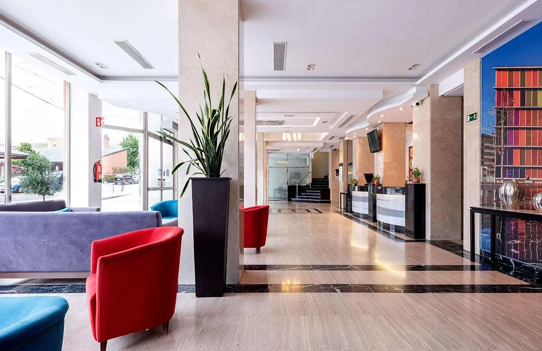 Hotel Zentral Leon-1