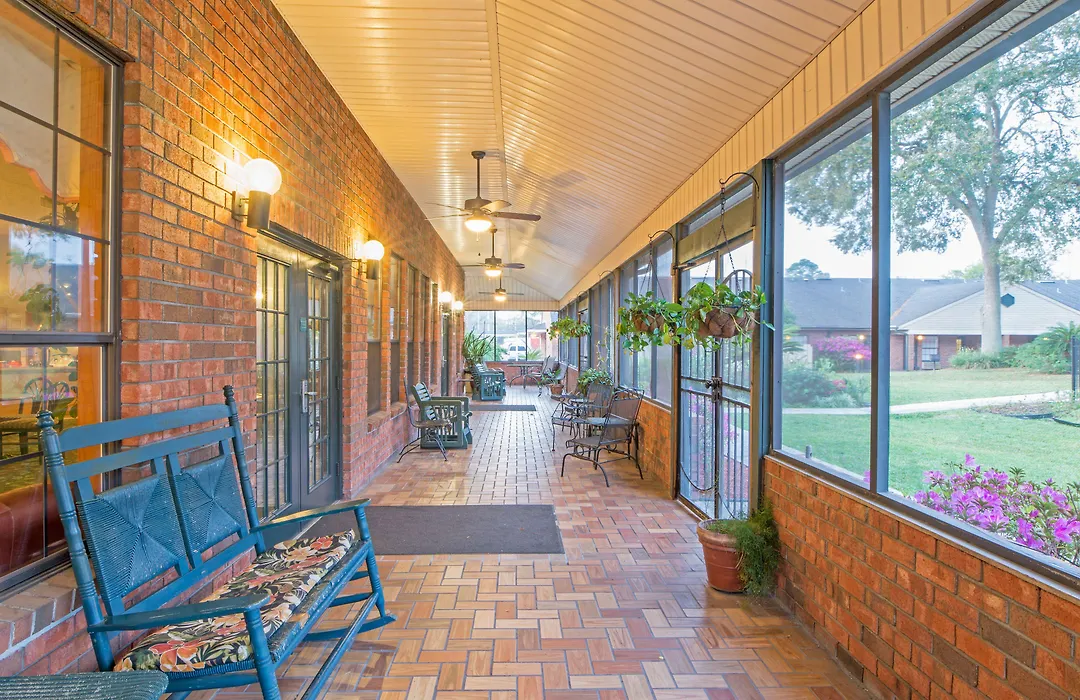 Hospitality Inn - Jacksonville-1