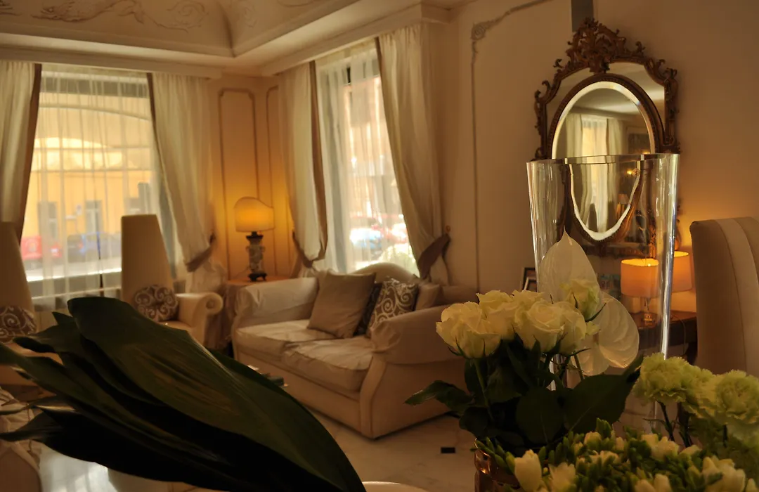Hotel Jolanda-1