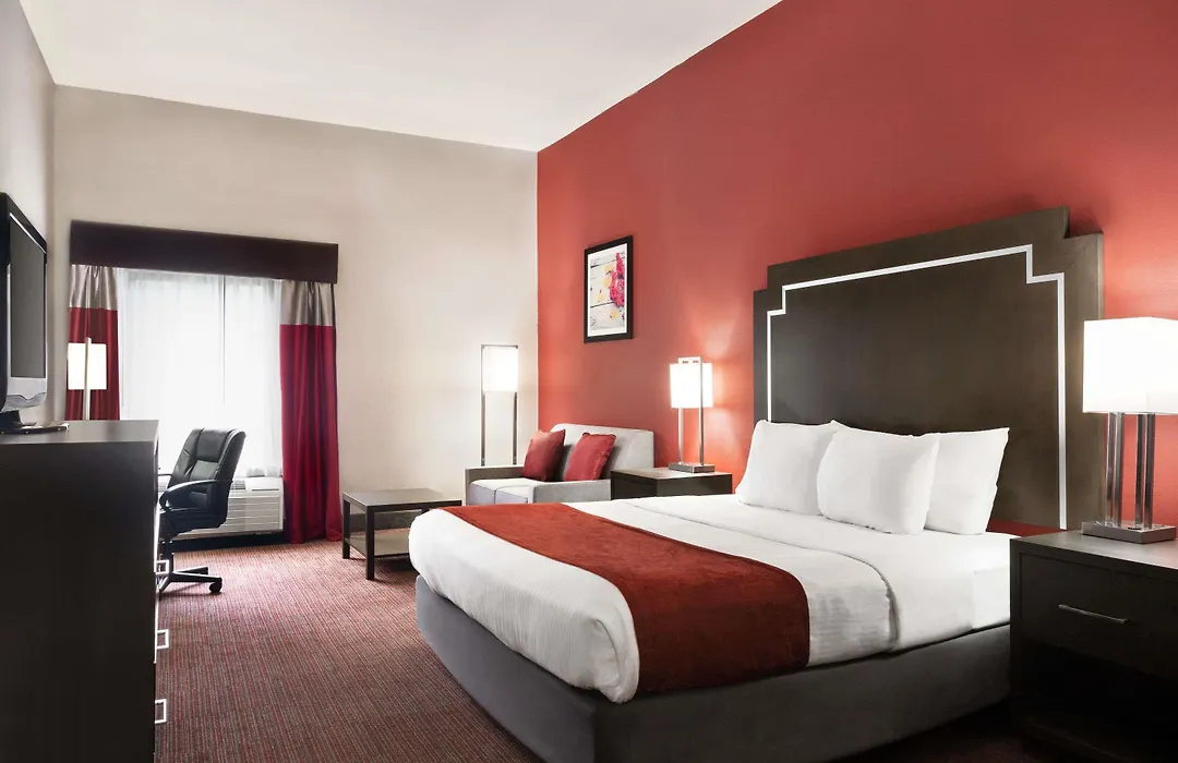 Days Inn & Suites By Wyndham Murfreesboro I-24 East-1