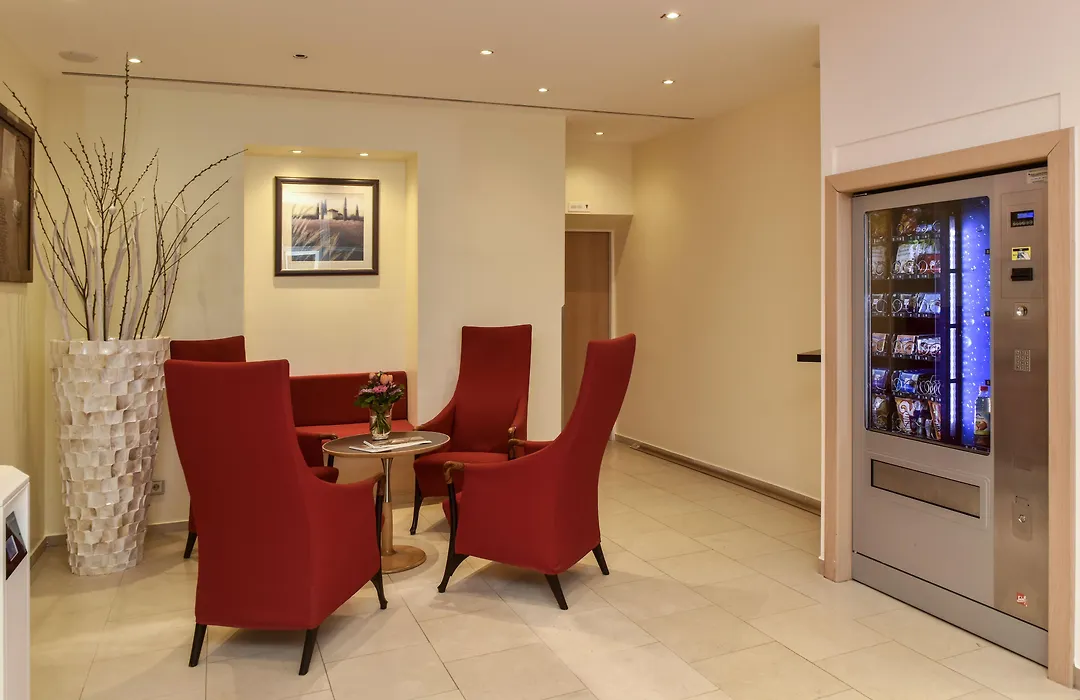 Hotel ADRIA München-1