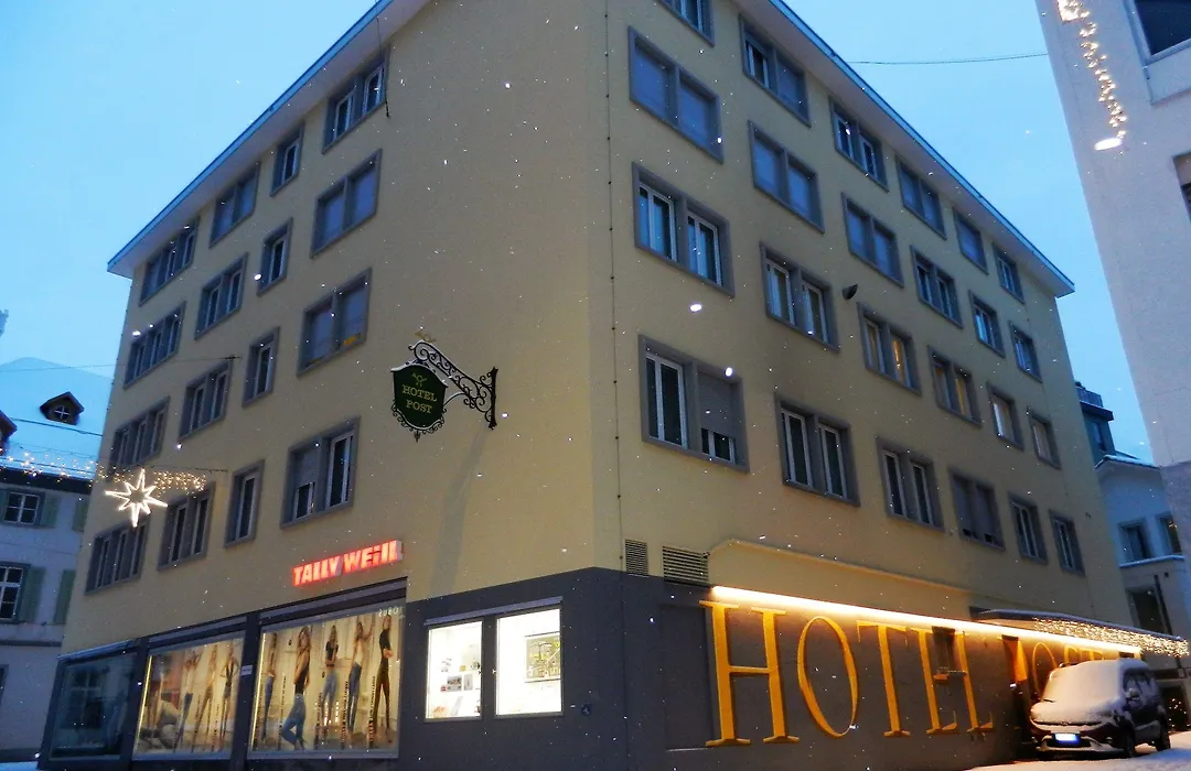 Central Hotel Post-1