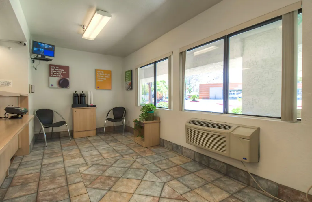 Motel 6-Palm Springs, Ca - Downtown-1