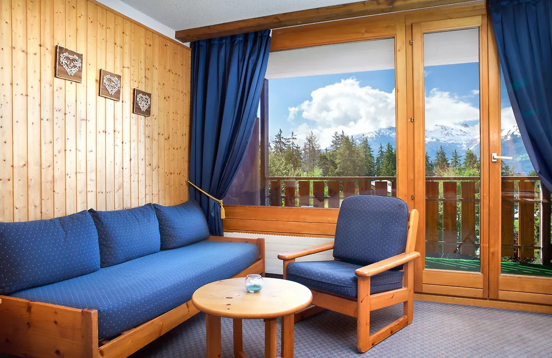 Hotel La Prairie-1
