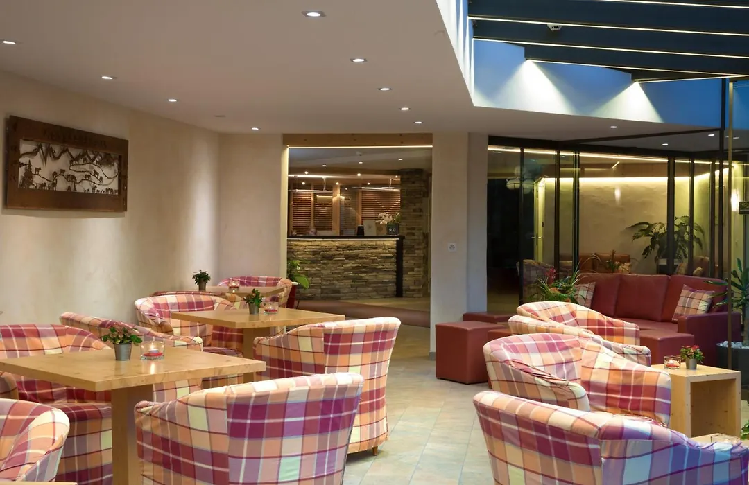 Hotel Helvetia Intergolf-1
