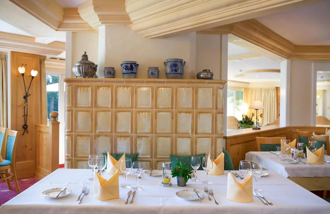 Hotel Helvetia Intergolf-1