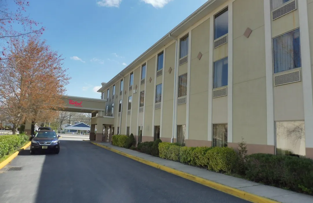 Red Roof Inn & Suites Galloway-1