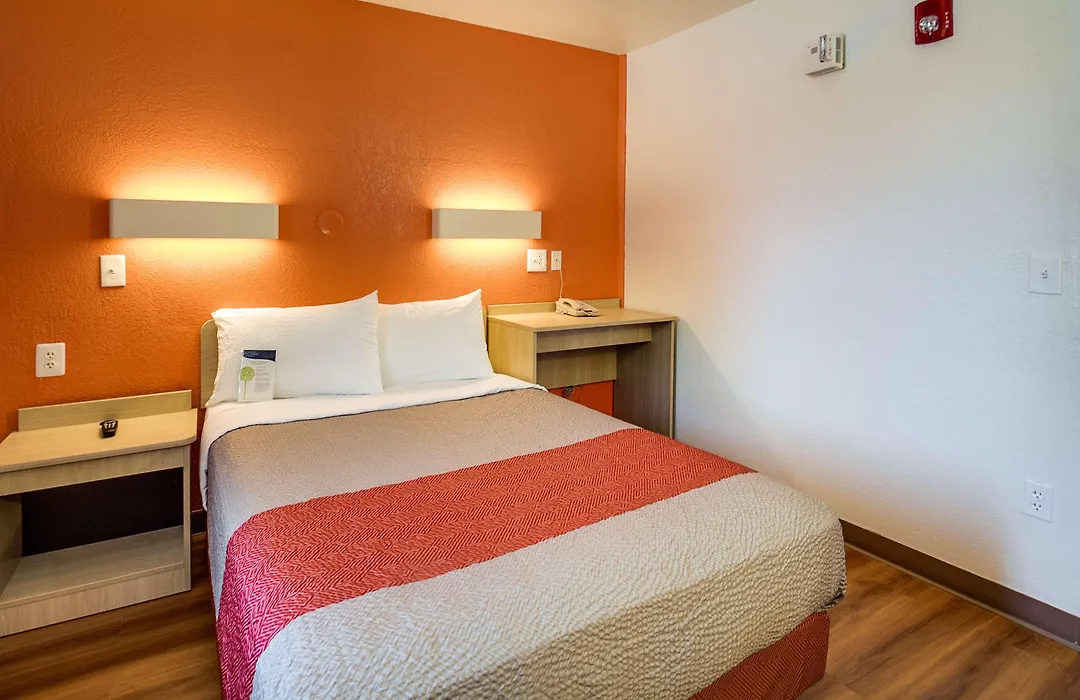 Motel 6-Lenexa, Ks - Kansas City Southwest-1