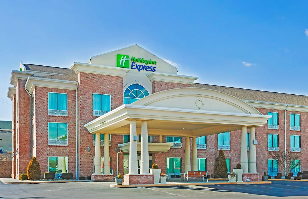 Holiday Inn Express Hotel & Suites London By Ihg-1
