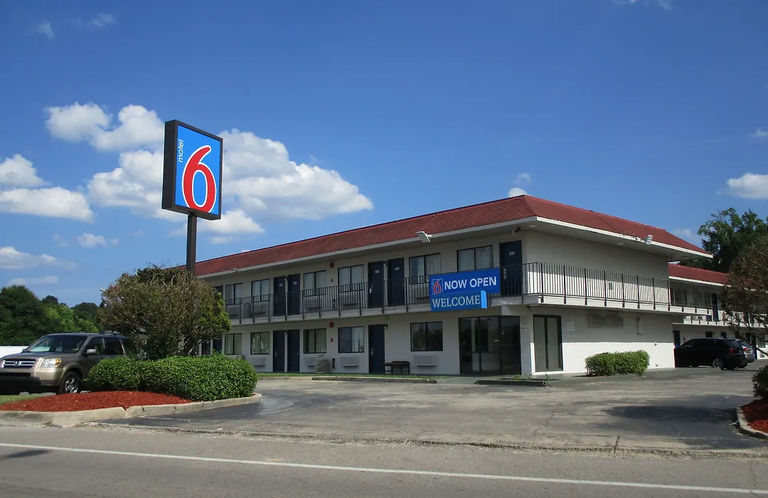 Motel 6-Meridian, Ms-1