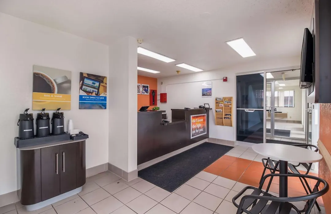 Motel 6-Fargo, Nd - West Acres - North Fargo-1