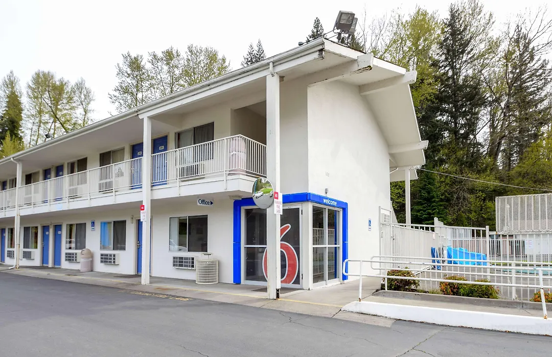 Motel 6-Kelso, Wa - Mt. St. Helens-1