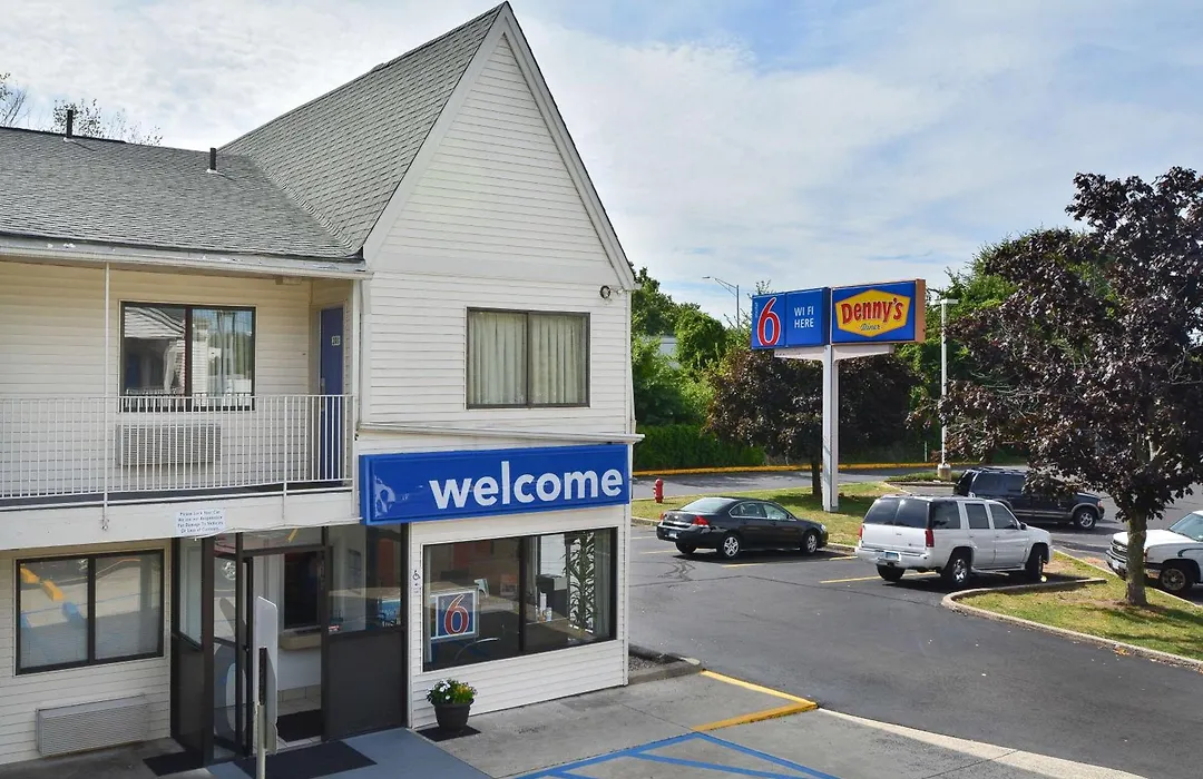 Motel 6-Southington, Ct - Hartford-1