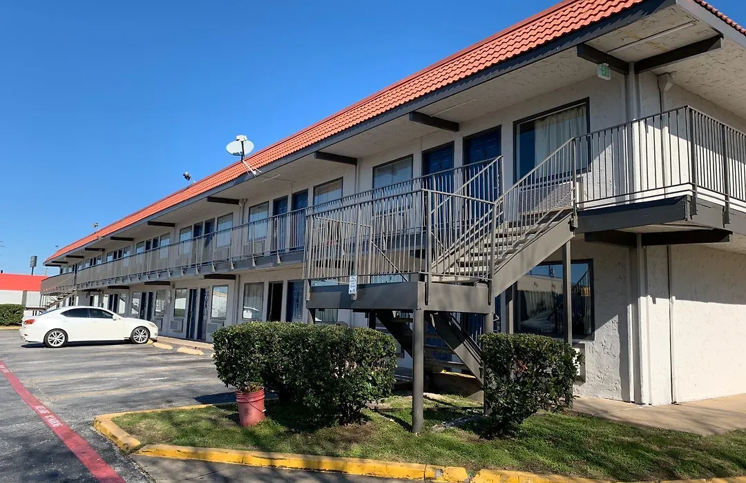 Super 7 Inn Dallas Near Duncanville-1