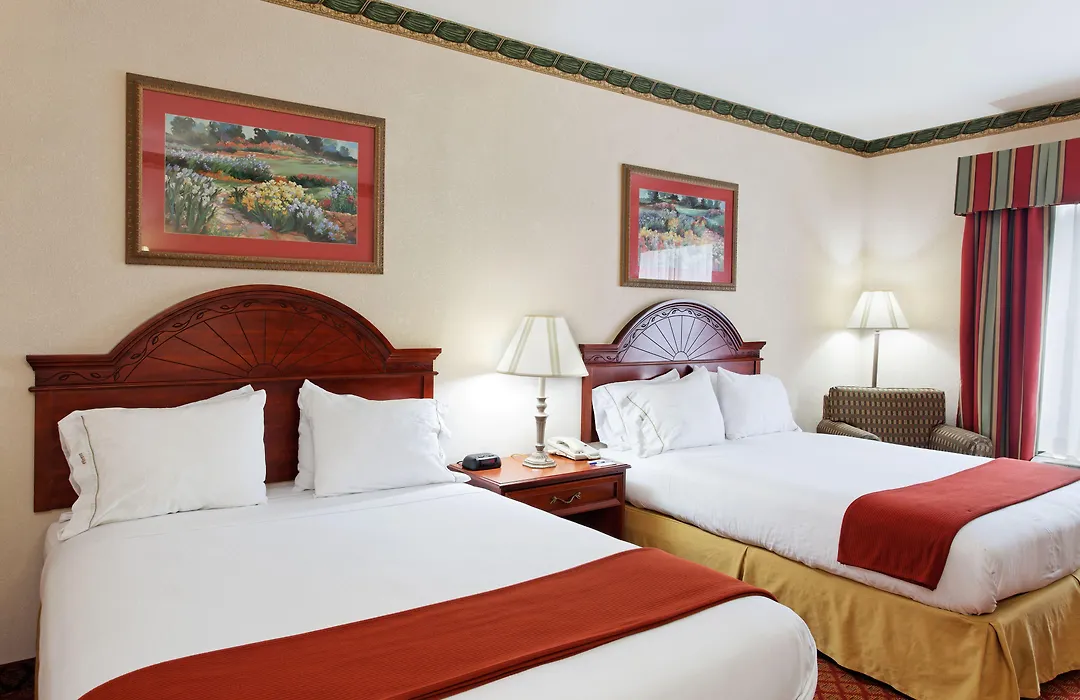 Holiday Inn Express & Suites Tupelo By Ihg-1