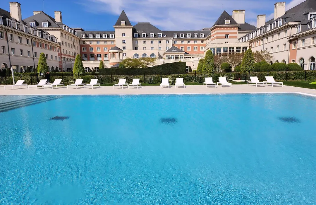 Dream Castle Hotel Marne La Vallee-1