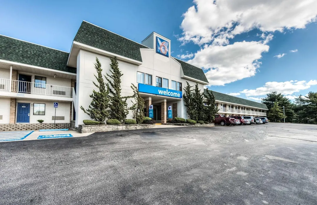 Motel 6-Niantic, Ct - New London-1