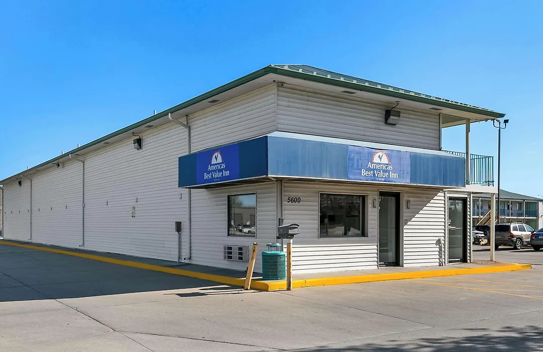 Americas Best Value Inn - Lincoln-1