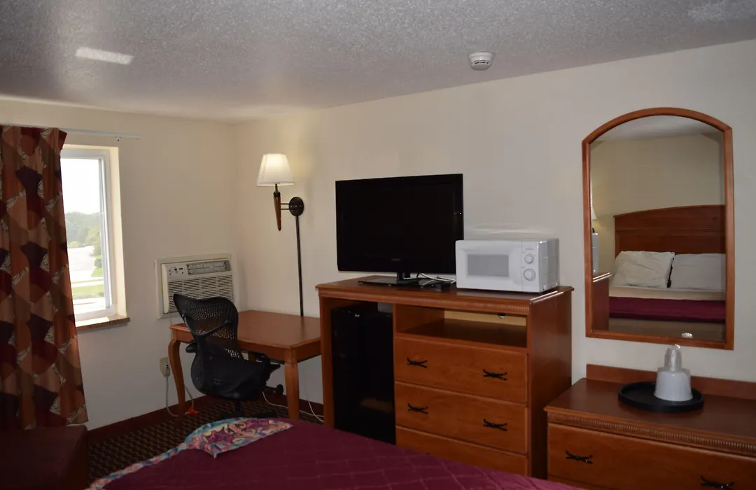 Americas Best Value Inn Jefferson City-1