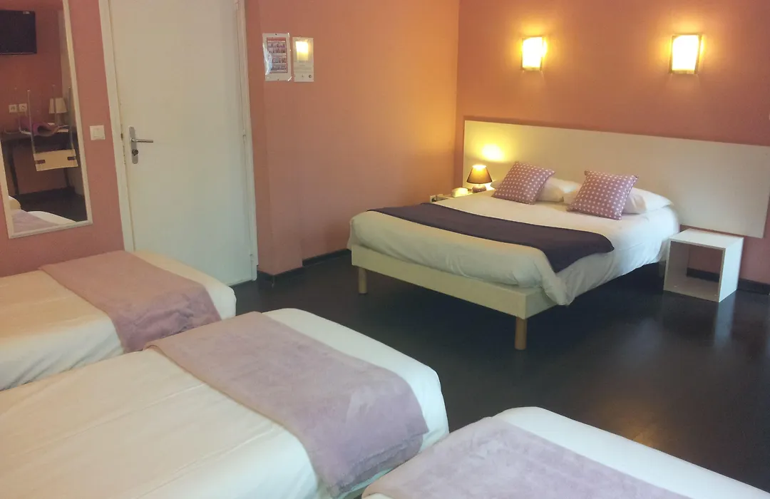 Hotel Du Midi-1