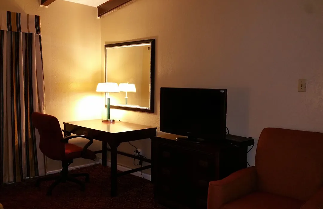 Executive Inn And Suites Waxahachie-1