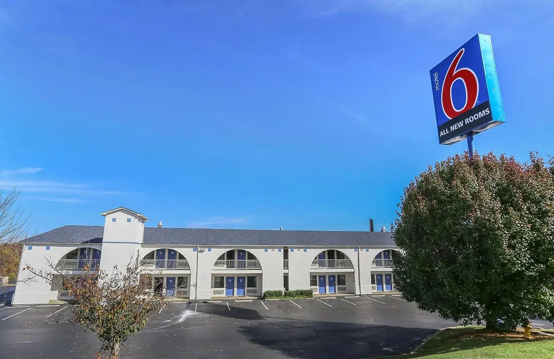 Motel 6-Dickson, Tn-1