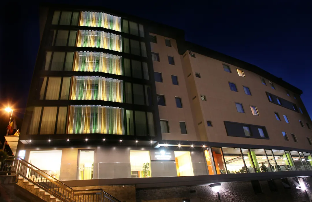 Hotel Metropolis-1