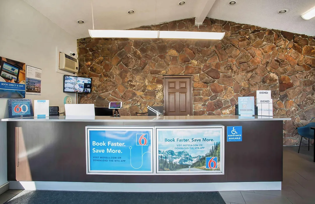 Motel 6-Bend, Or-1