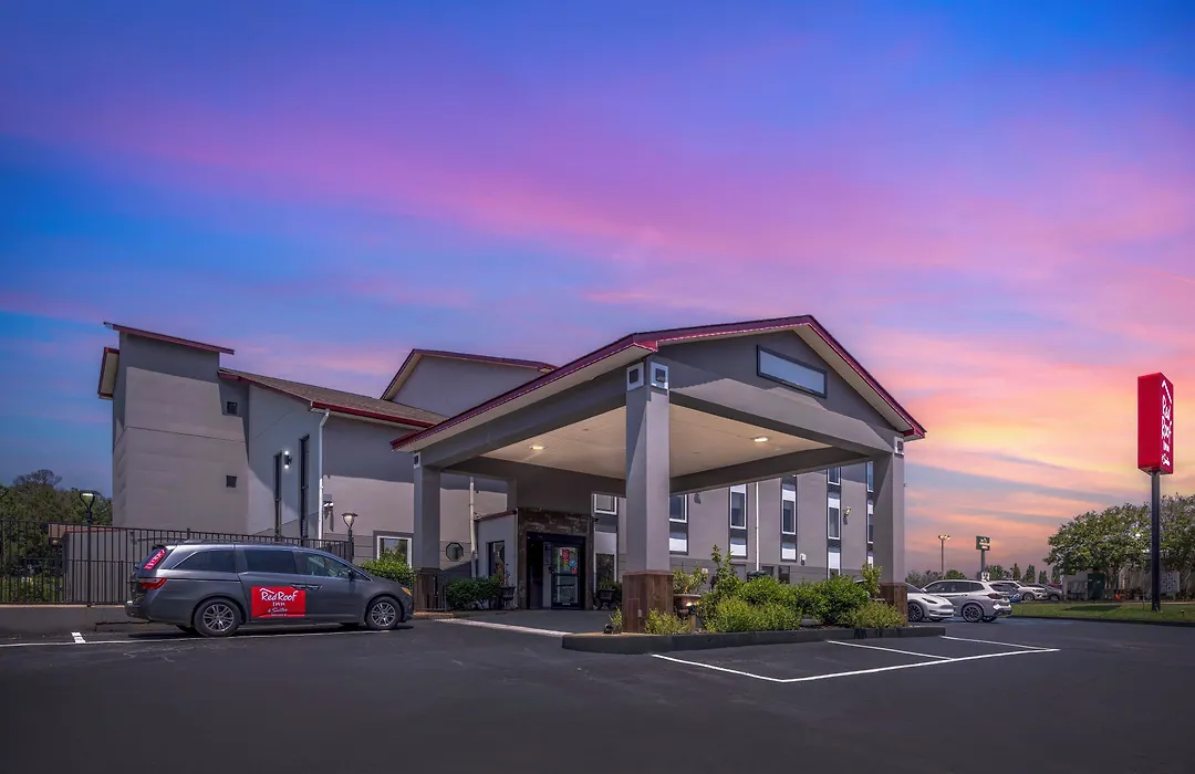 America'S Best Value Inn & Suites-Clinton-1