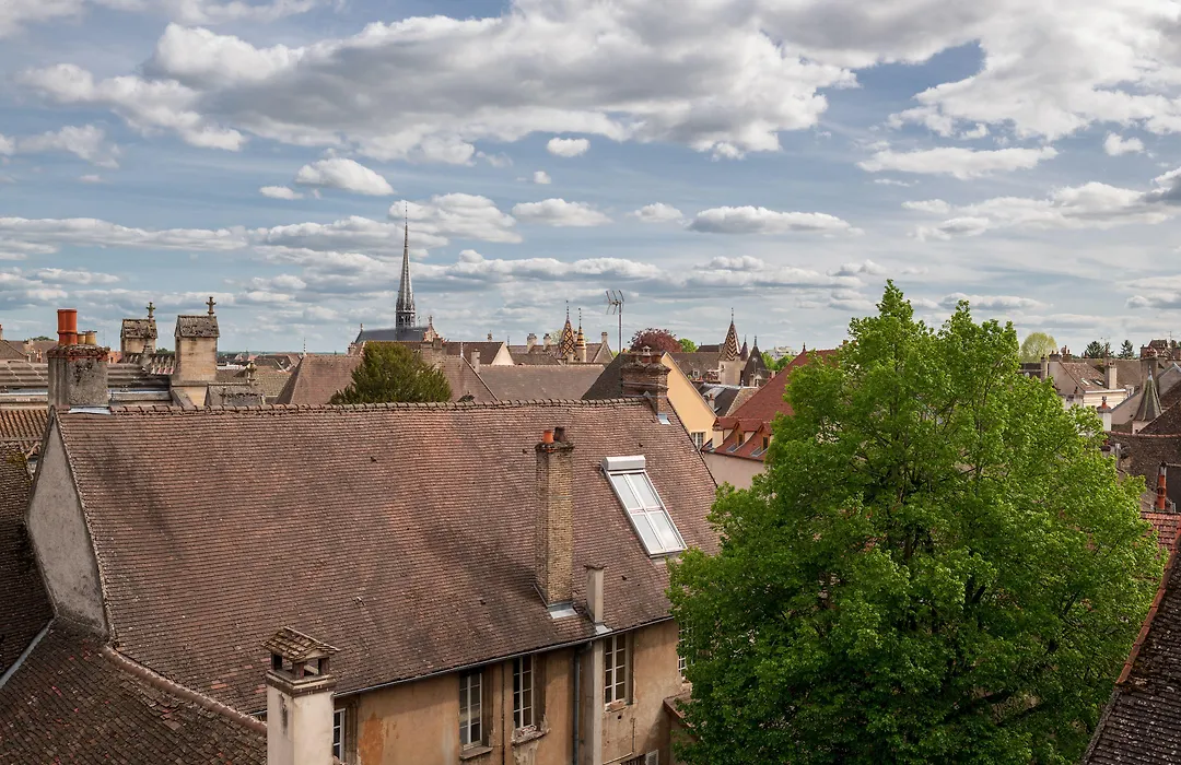 Abbaye De Maizieres-1