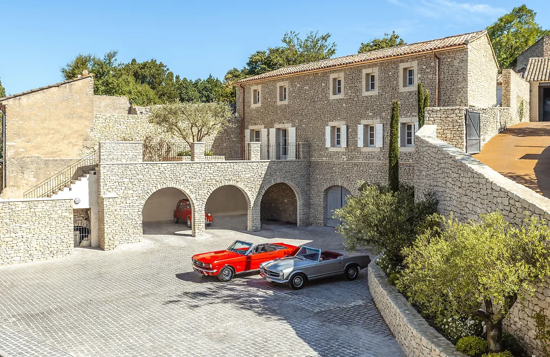 Airelles Gordes, La Bastide-1