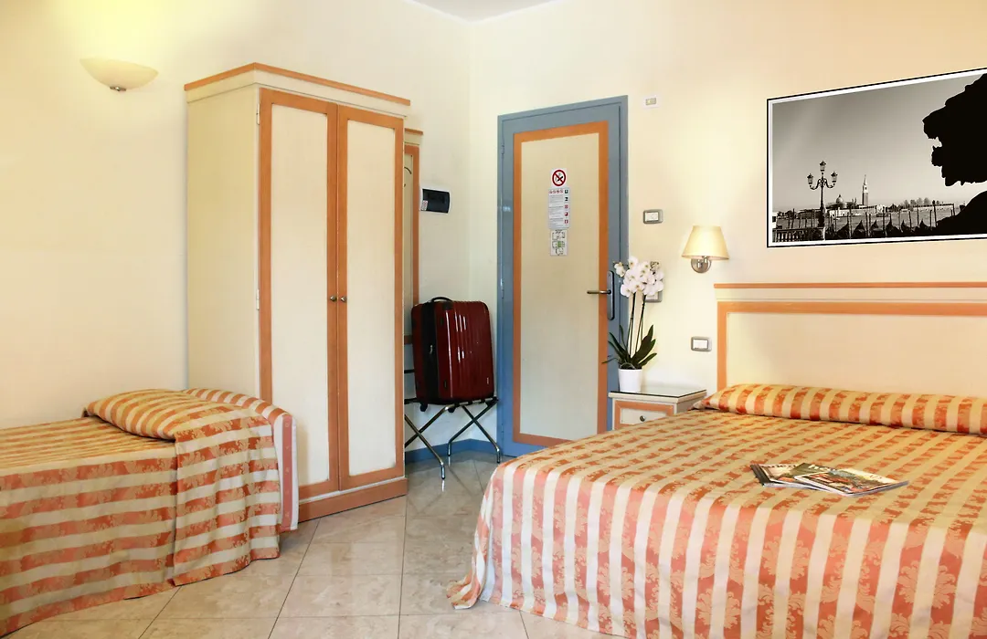 Hotel Regit-1