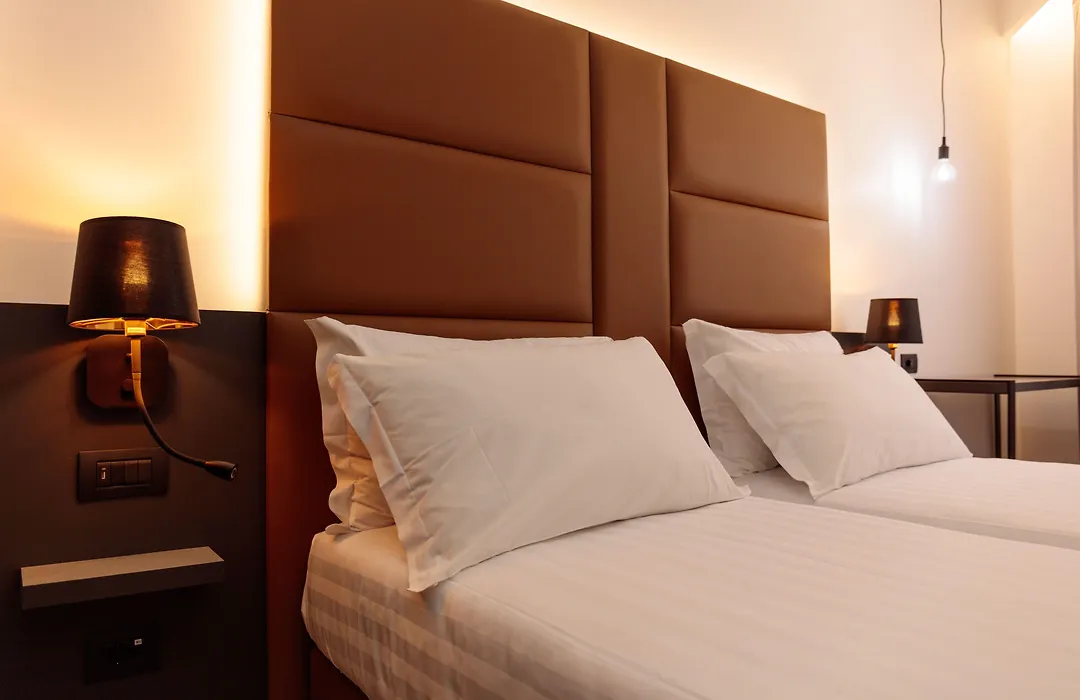 London Hotel-1