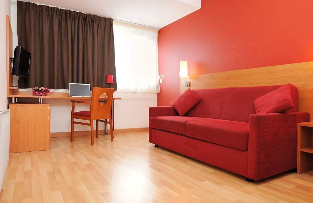 Sejours & Affaires Tours Leonard De Vinci-1