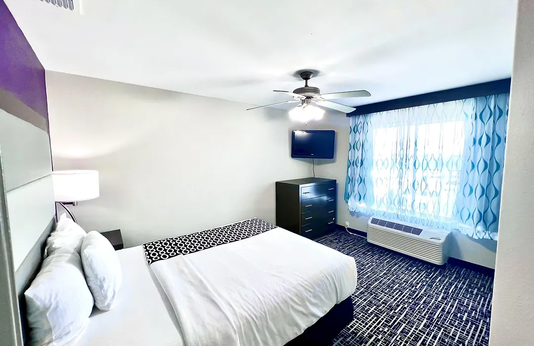La Quinta By Wyndham Pharr North Mcallen-1