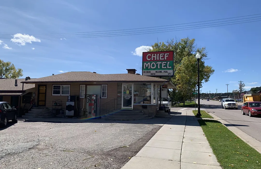 Chief Motel-1