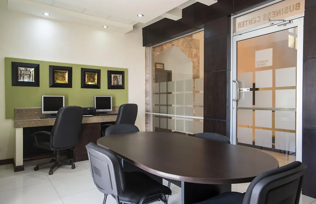 Wyndham Garden Obregon-1