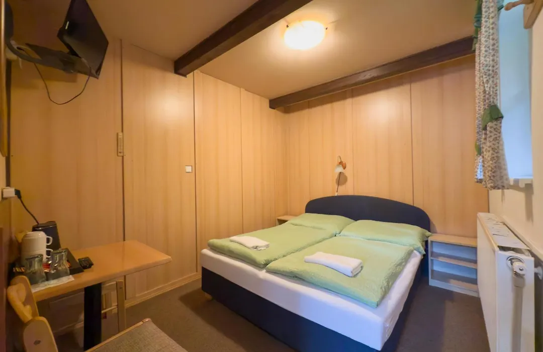 Hotel Diana-1