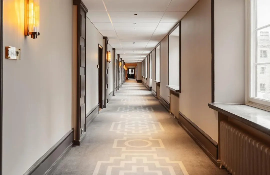 Clarion Hotel Post-1