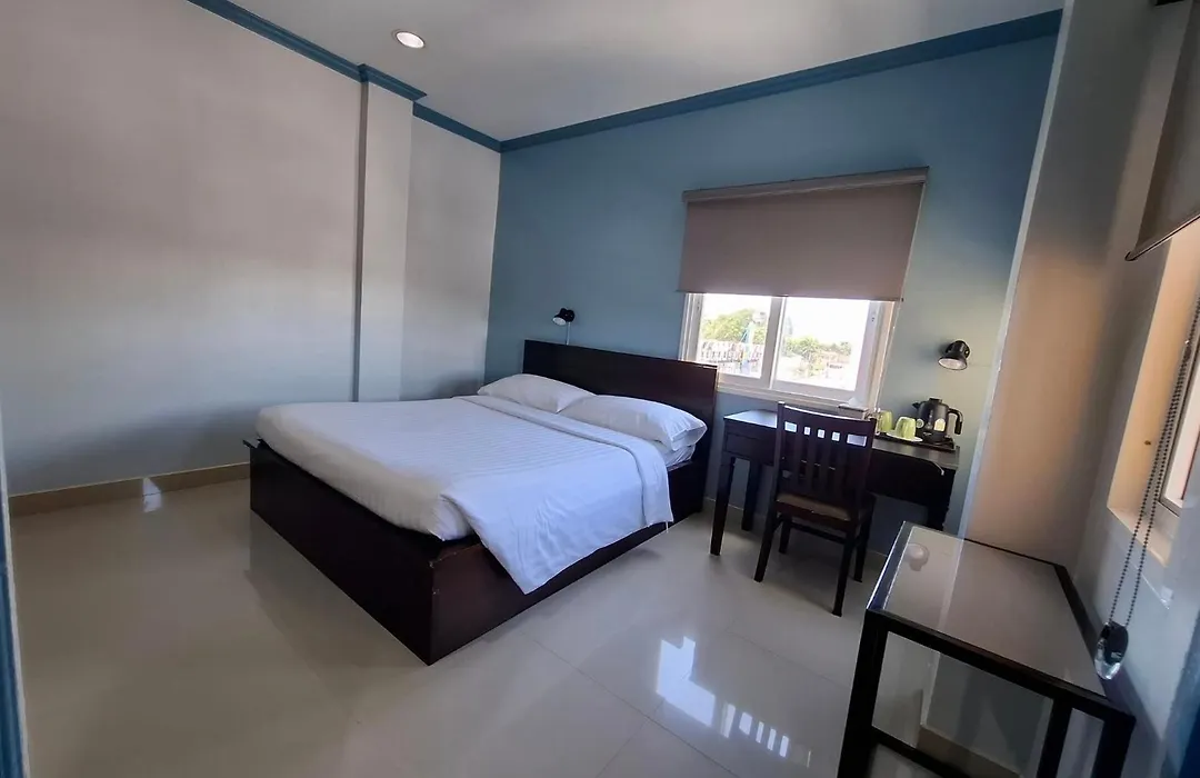 Garden Hill Hotel-1