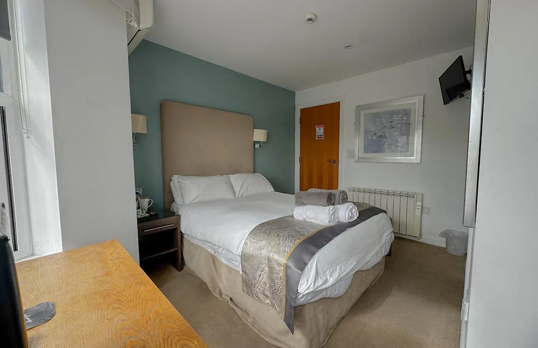 Mccafferty'S Guesthouse Ilford-1