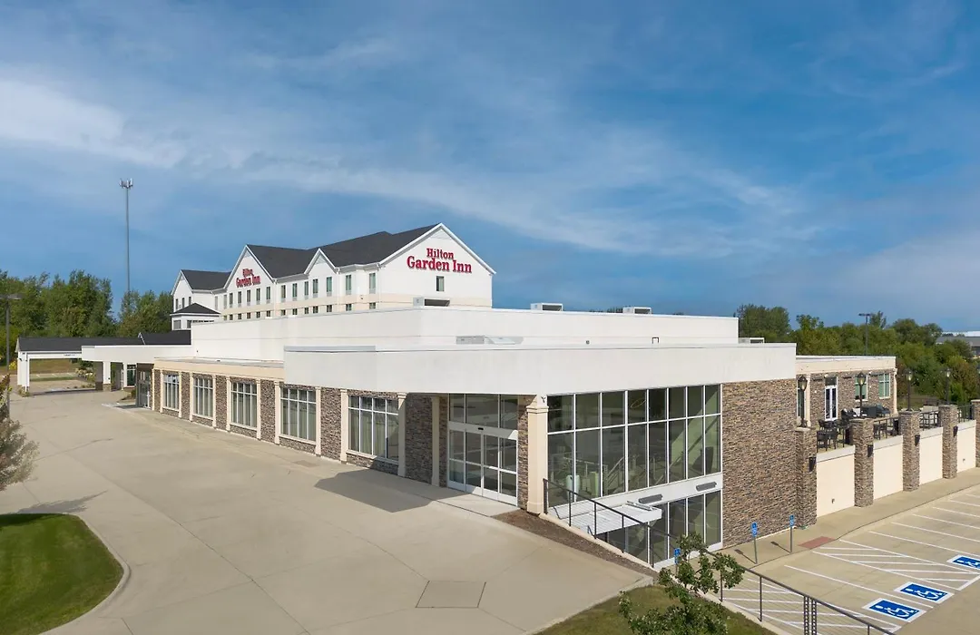 Hilton Garden Inn Cedar Falls Conference Center-1