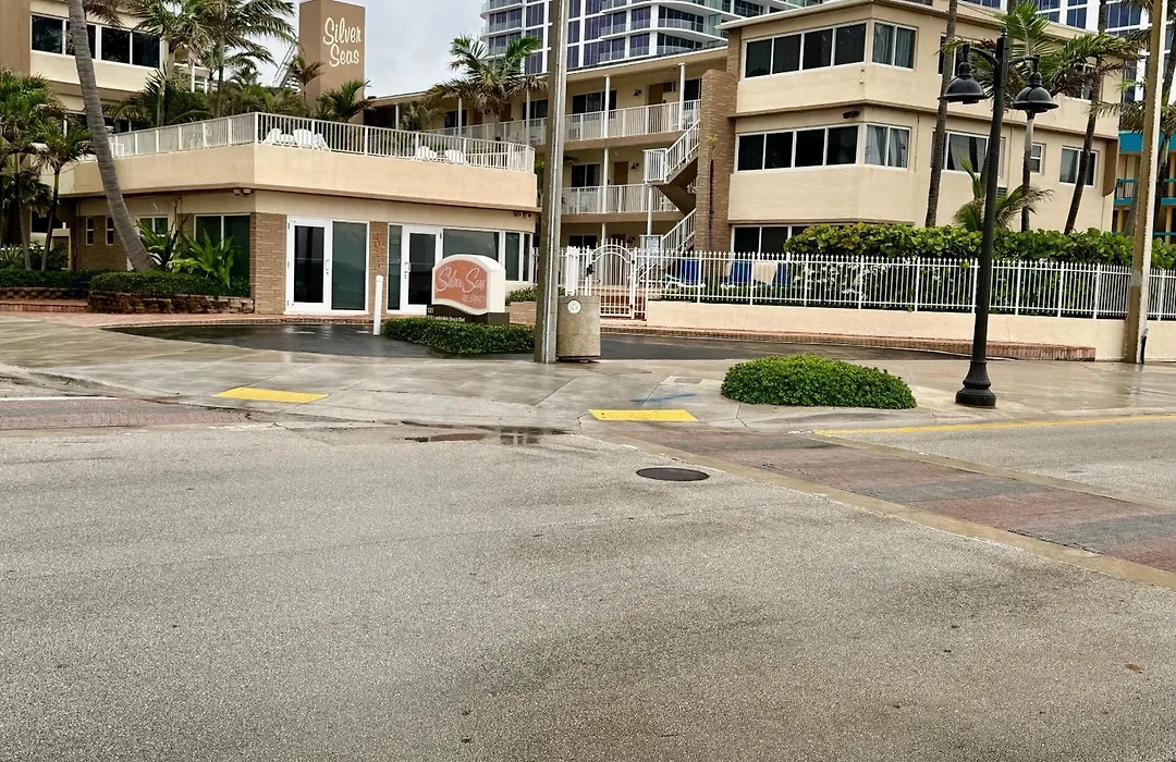 Silver Seas Beach Resort-1