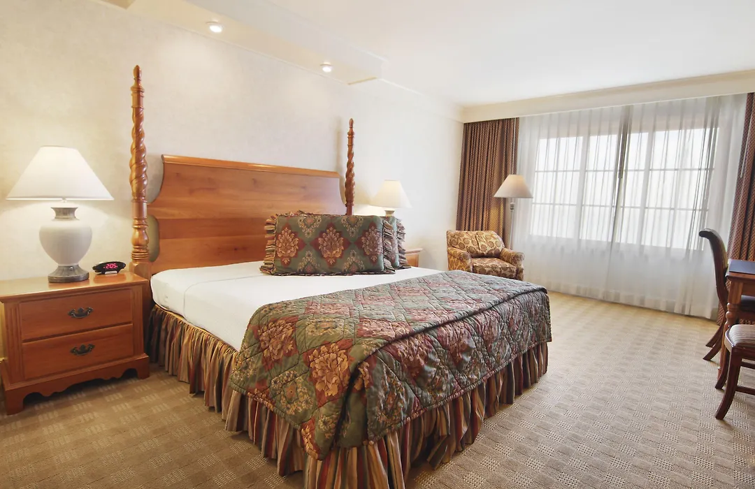 Bay Landing Hotel-1