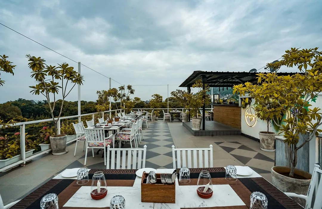 Tripli Hotels Shiv Villas-1