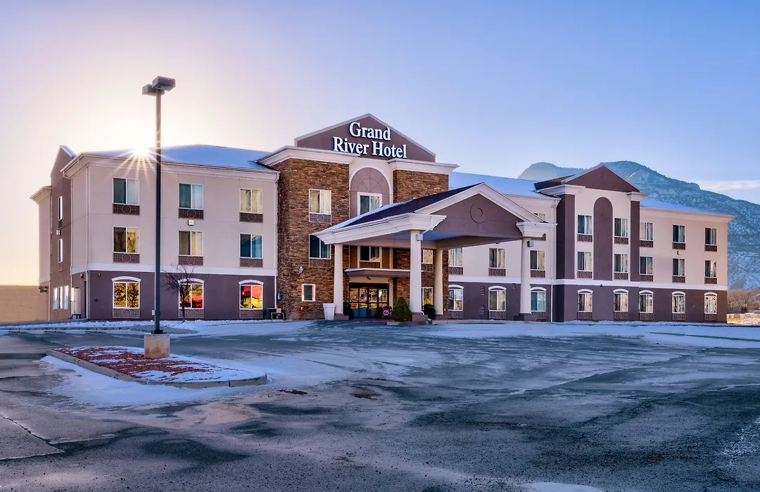 Grand River Hotel-1