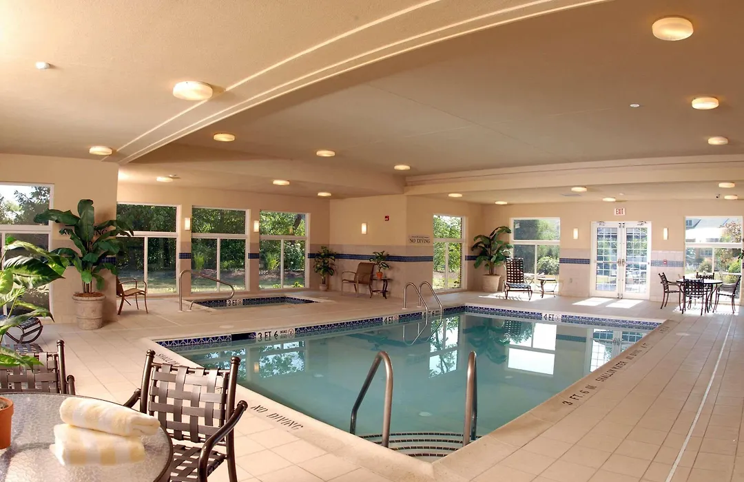Country Inn & Suites By Radisson, Lewisburg, Pa-1