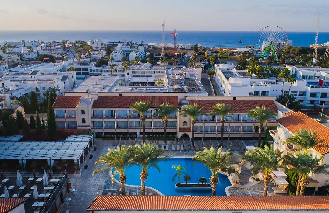 Napa Plaza Hotel (Adults Only)-1
