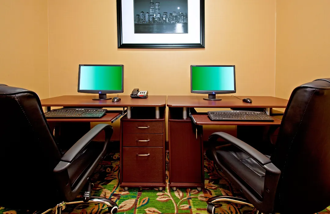Days Hotel By Wyndham North Bergen-1